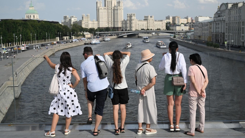 Москвичей предупредили о дожде и сильном ветре в четверг